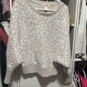 Jessica Simpson Cream Textured Crew Neck Sweater